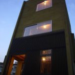 今風町屋・外観にアルミ飾り格子　敷地面積13坪　川口市